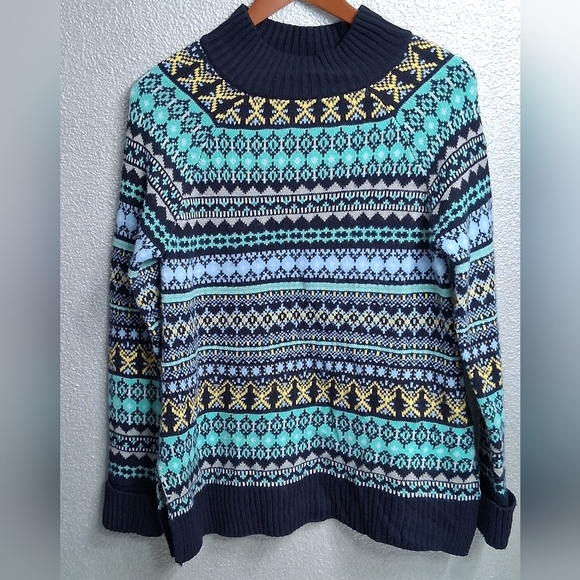 1=New York & Company Sweaters - New York & Co. Patterned Sweater With A Mock Neckĺ